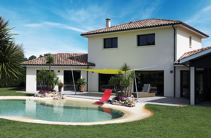 Maison à étage avec piscine dans les Landes