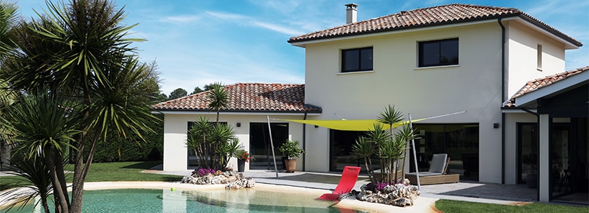 Maison à étage contemporaine avec piscine dans les Landes