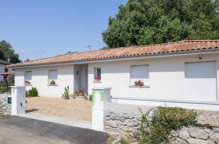 Entrée d'une maison neuve à St Martin de seignanx